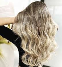 47 stunning blonde highlights for 2024