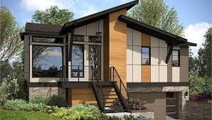Sloping Lot Contemporary Style House