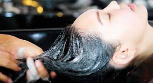 झड़ते बालों के लिए रामबाण है सरसों के तेल, दही और केले का पेस्ट, सिर्फ 2  दिन में दिखेगा असर | TheHealthSite.com हिंदी