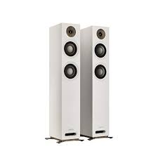 s 807 white floorstanding speakers