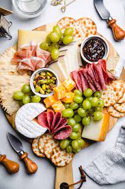 how to make a simple charcuterie board