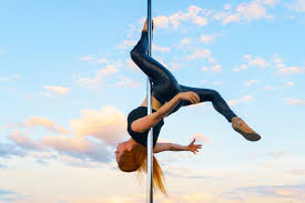 cles bookings cologne pole fitness