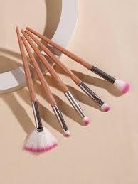 cosmetic brush