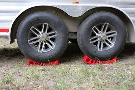 High sky rv parts has hydraulic leveling jacks you need to maintain a safe and stable foundation while parking your rv or trailer. How To Level An Rv Rv Like A Pro