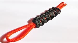 Make camp doodads, hang up tarps, pitch a canvas ten… How To Tie Make A Paracord Cobra Stitch Lanyard Youtube