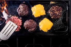 how to cook a burger on the stove