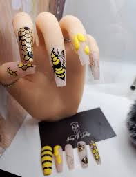 hand painted glue on nails ble bee