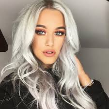 lottie tomlinson does perfect eyebrows