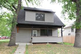 family homes in minot nd