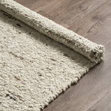5 steps to clean a rug at home