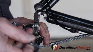 How to install a rear derailleur hanger - YouTube