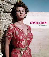 Find the perfect sophia loren stock photos and editorial news pictures from getty images. Sophia Loren A Life In Pictures Amazon De Dherbier Yann Brice Fremdsprachige Bucher