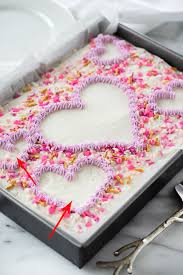 how to decorate a sheet cake free