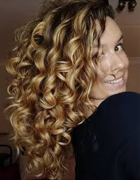 If you have thin curly hair that tends to be frizzy, a hair oil will smooth in the hair cuticle while also working with your hair's natural curl. The Best Volumizing Sprays For Fine Thin Wavy Hair Naturallycurly Com