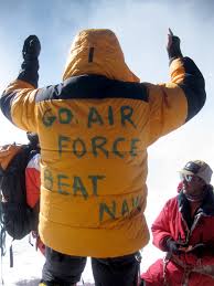 airman scales mount everest air force