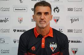 The site lists all clubs he coached and all clubs he played for. Vagner Mancini Comemora Partida Perfeita Em Todos Os Sentidos Sagres Online