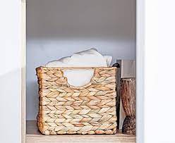 Разгледайте нашата широка гама от кошници за съхранение от ракита, текстил, ратан и други естествени материали. Pleteni Koshnici Jysk