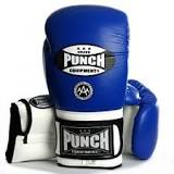 Does the weight of a boxing glove actually matter? - Punch ...