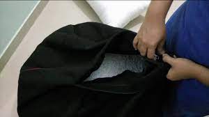 Jan 08, 2014 · have you recently purchased bean bag chair covers and noticed that the zipper had no handle? Bean Bag Zipper Guide To Open Them Bean Bags Expert