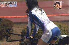 レーパン履いてるロードバイク女子のお尻と太ももがエロ過ぎてシコるスピード上がるわｗｗｗ | ふっくら素人エロ画像
