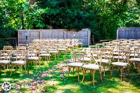 small intimate backyard weddings
