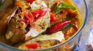 Tidak hanya ikan, lempah kuning juga populer menggunakan bahan daging sapi, maupun ayam. Resep Ikan Lempah Kuning Khas Bangka Lifestyle Fimela Com