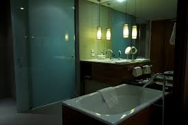 Badezimmer spiegelleuchte badezimmer spiegelleuchte badezimmer. Spieglein An Der Wand Welche Spiegelleuchten Gibt Es Im Land Lampen Kontor De Blog
