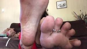 Footjob Giantess Feet Torture 