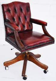Finished with natural supple brazilian leather upholstery, this is the chair you need to give your office that elegant and sumptuous look. Antiques Atlas Vintage Ox Blood Red Leather Desk Chair