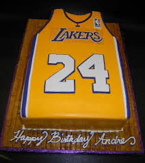 A simple, economic yet charming shape for packing items like vouchers, jewelry or clothing. Lakers Jersey Custom Cake Cs0028 Circo S Pastry Shop
