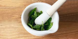 how to make peppermint oil essential