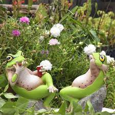 Frog Smoking Garden Decor Outdoor