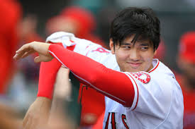 Otani distributed checks to trainers, clubhouse workers, and media staff … Shohei Ohtani News Two Way Star To Pitch Bat Second In Angels Starting Lineup Vs Giants Draftkings Nation