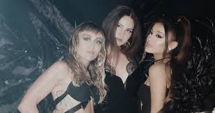 Ariana Grande Miley Cyrus And Lana Del Rey Heading For Number 1