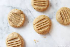 (a flax egg will work but is more crumbly.) Our Favorite 3 Ingredient Peanut Butter Cookies Glitter Inc