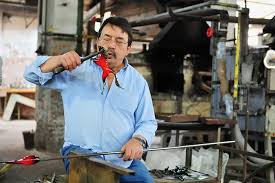 What Do Glass Blowers And Finishers Do