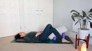 10 restorative yoga poses to chill out