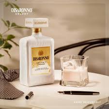 with disaronno velvet tail