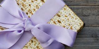 Closely associated with jewish history, this festival has lot to do with memories. Passover Gift Baskets Kosher Food And Wine Gifts Canada Delivery Gifting Kosher Canada