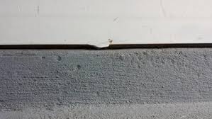 Sealing Gap Between Garage Floor