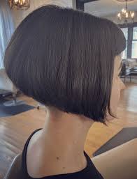 A short bob is a bob that's cut between the ear and just above the shoulders. 27 Chic Short Bob Hairstyles Hairstyle On Point