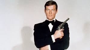 Resultado de imagem para roger moore