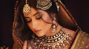 sajal aly is a true mughal queen in
