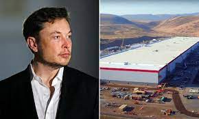 Nick gicinto and social media : Tesla Whistleblower Claims Its Staff In Nevada Trafficked Cocaine And Meth Daily Mail Online