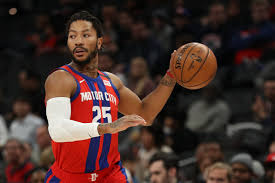 He played one year of college basketball for the memphis tigers before being drafted first overall by his hometown chicago bulls in the 2008 nba draft. Chicago Bulls 3 Reasons A Derrick Rose Return Is A Good Idea