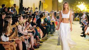 get invited to new york fashion week