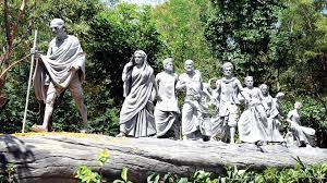 New destination in Manasagangothri: Mahatma's Sculptures at Gandhi Bhavan -  Star of Mysore
