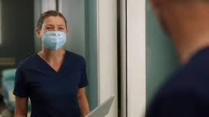Robbins, who previously shot season 16, is shondaland's first female cinematographer and the only female dp to date for grey's anatomy. Grey S Anatomy Boss Breaks Down Shocking Twist In Latest Episode