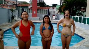 Olá amiguinhos hoje fizemos o desafio na piscina: Desafio Na Piscina Youtube