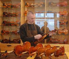 Antonio strad violin is the largest violin rental option for a reason. Instrument Rental Master Luthier Thomas Rojahn Berlin